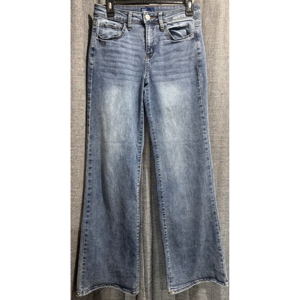 Project Indigo Jeans: no. 001-DNM Size 5 Slighty Distressed Boot Cut Mid Rise